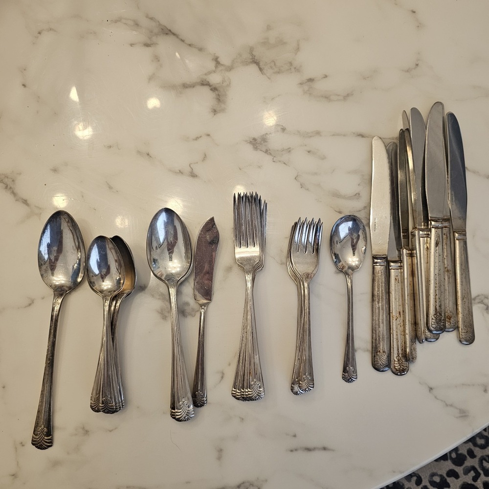 VOGUE BY INTERNATIONAL SILVER PLATED FLATWARE (43) PCS SET